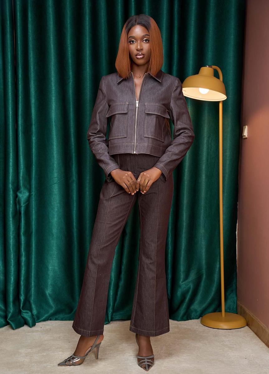Pantalon évasé nervures