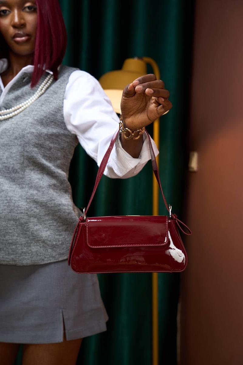 Sac baguette cuir verni
