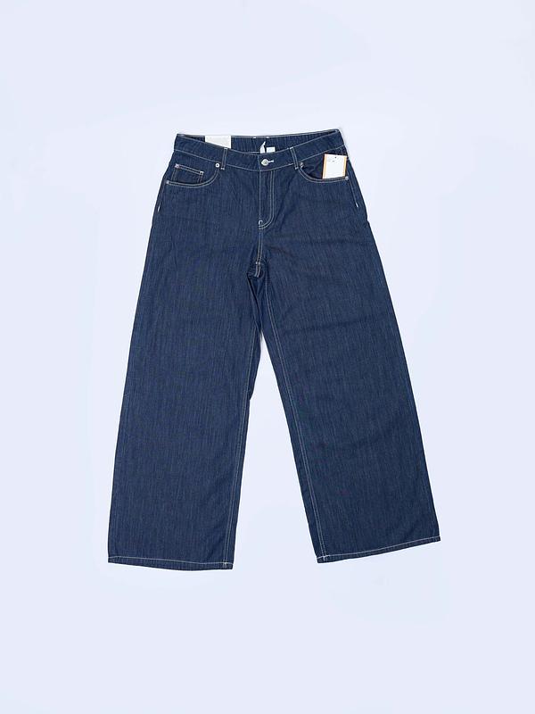 Jean large taille moyenne
