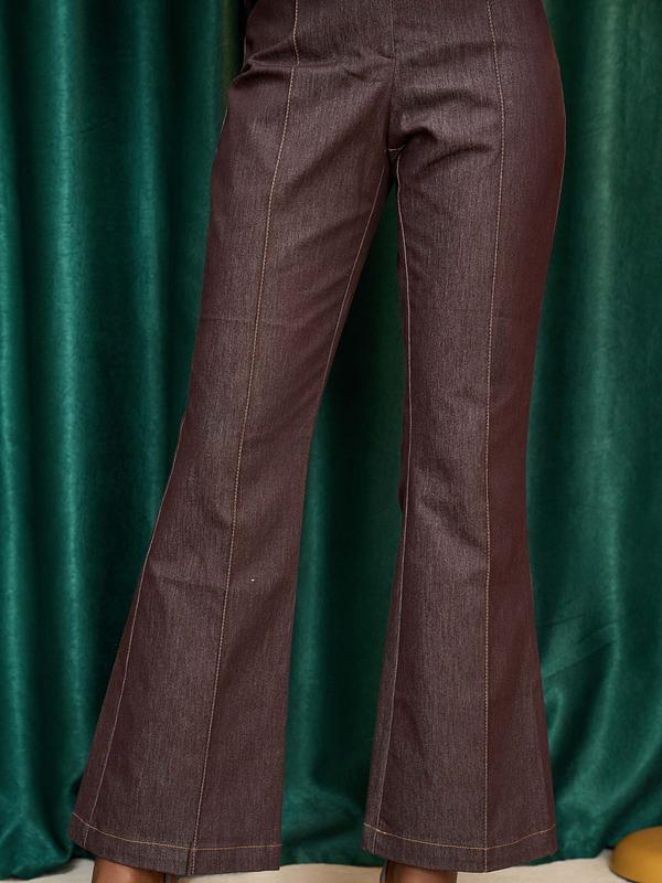 Pantalon évasé nervures